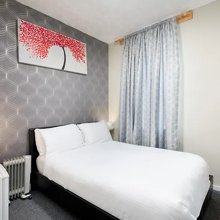 Derwent Hotel Blackpool - Close To Blackpool Beach & Blackpool Attractions Exterior photo