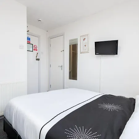Derwent Hotel Blackpool - Close To Blackpool Beach & Blackpool Attractions Exterior photo