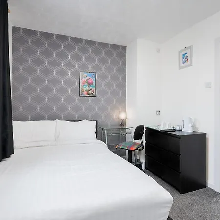 Derwent Hotel Blackpool - Close To Blackpool Beach & Blackpool Attractions Exterior photo