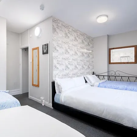 Derwent Hotel Blackpool - Close To Blackpool Beach & Blackpool Attractions Exterior photo