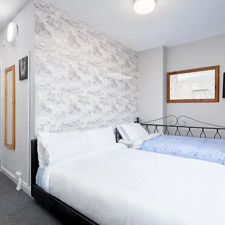 Derwent Hotel Blackpool - Close To Blackpool Beach & Blackpool Attractions Exterior photo