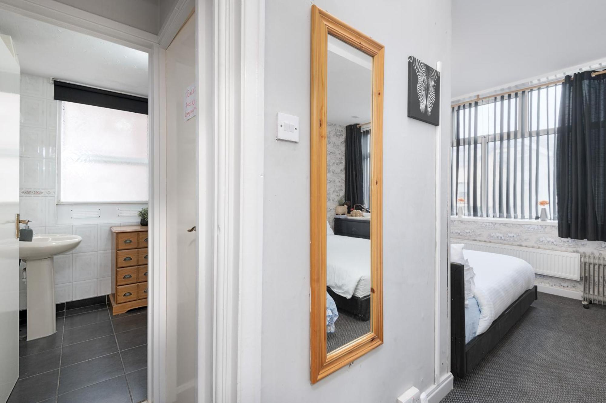 Derwent - Close To & Attractions Apartamento